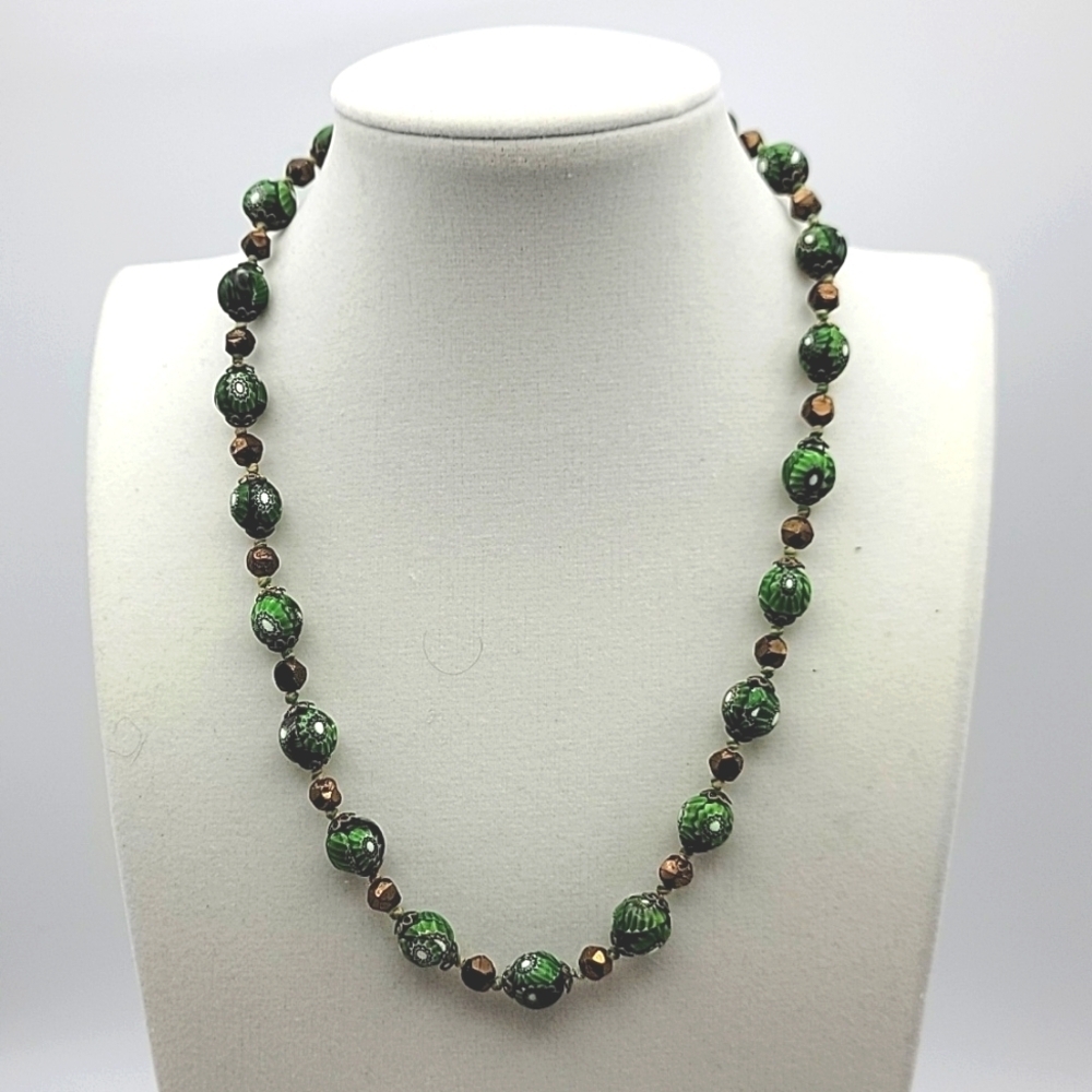 Murano Moretti Millefiori Venetian Glass Bead Necklace 16" EUC Antique Italian